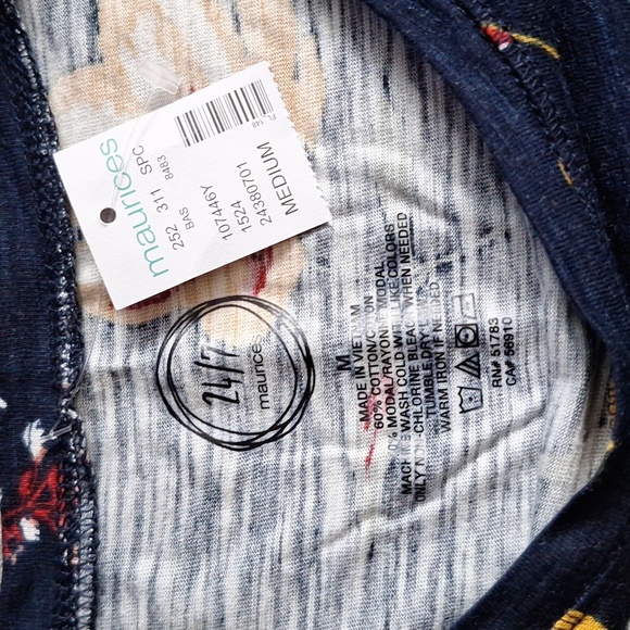 NWT. Maurices short sleeve top sz M - Picture 2 of 5